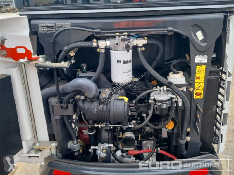 Lopatový nakládač Bobcat E19
