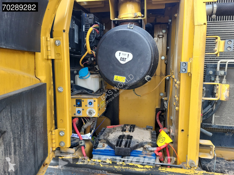 Excavator Caterpillar L