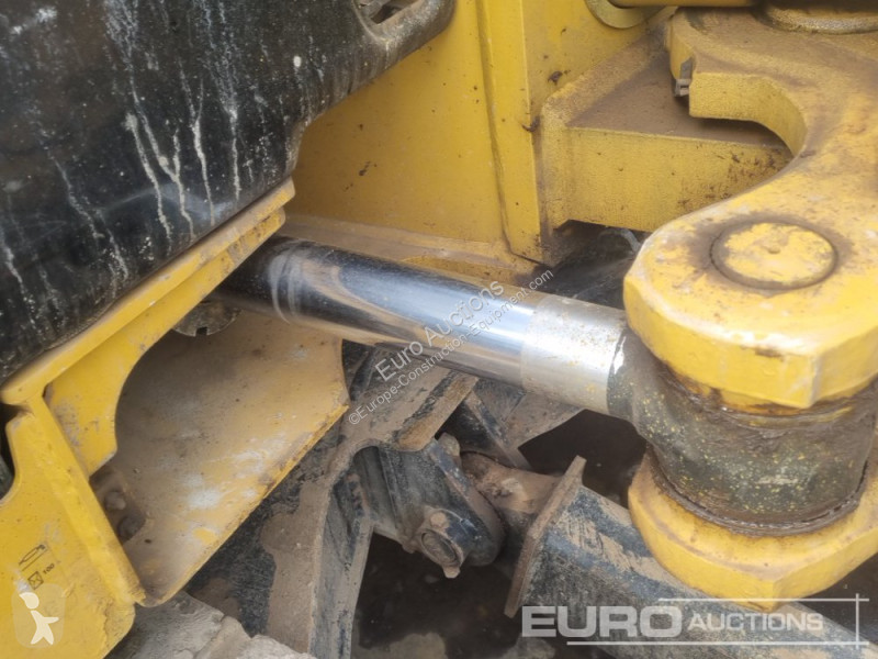 Excavator Caterpillar R