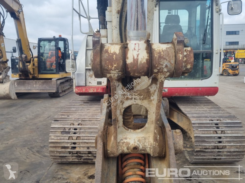 جرافة Takeuchi TB2150R