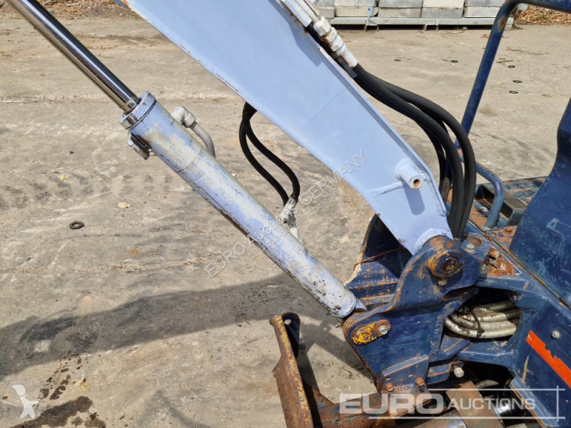 Escavadora Kubota KX-012