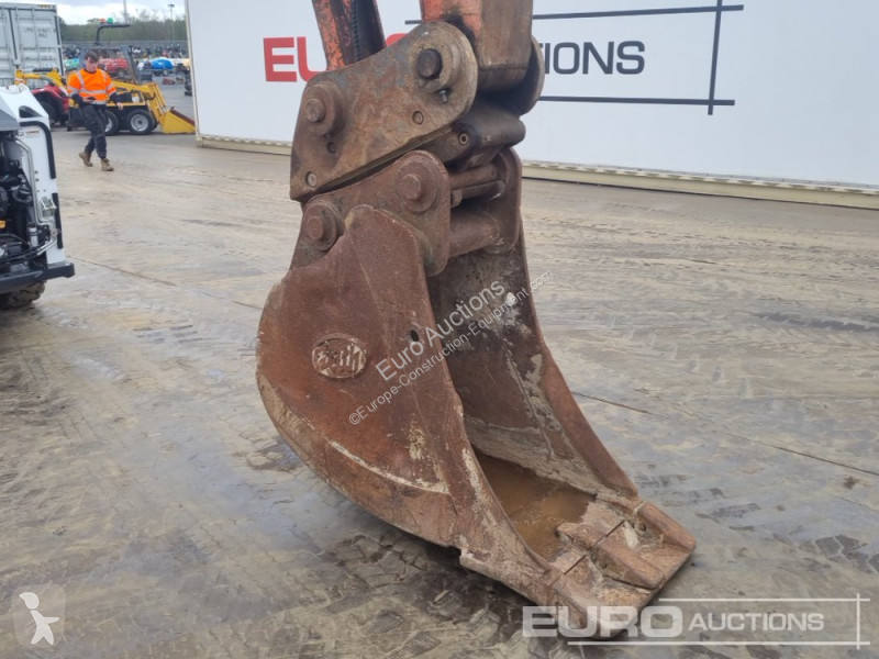 Escavatore Hitachi ZX210LC-3