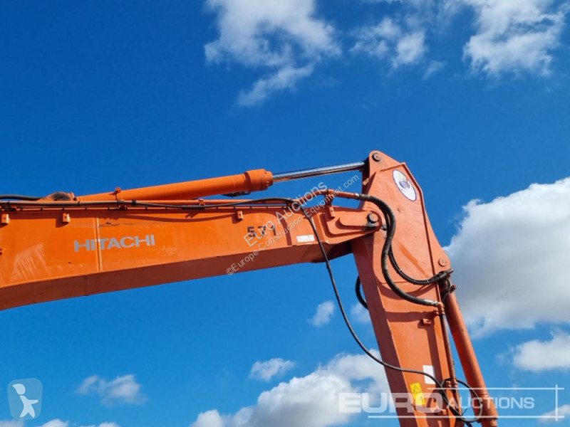 Escavatore Hitachi -6