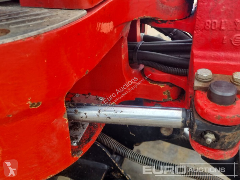 جرافة JCB 801CTS
