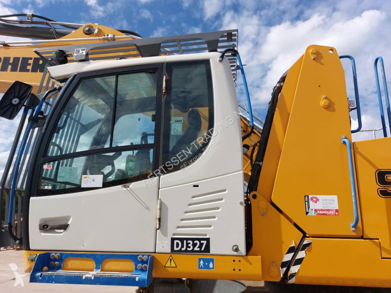 Escavadora Liebherr LC (Lifting Cab)