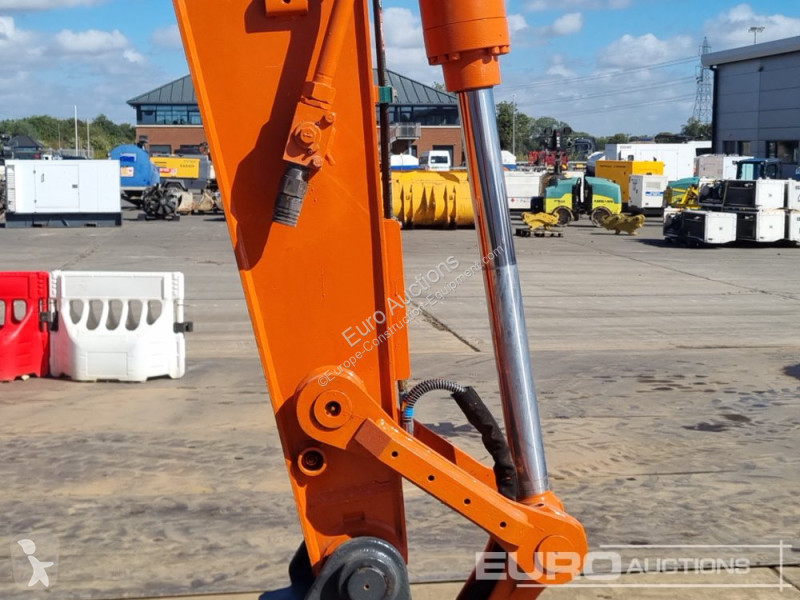 Excavadora Hitachi -7