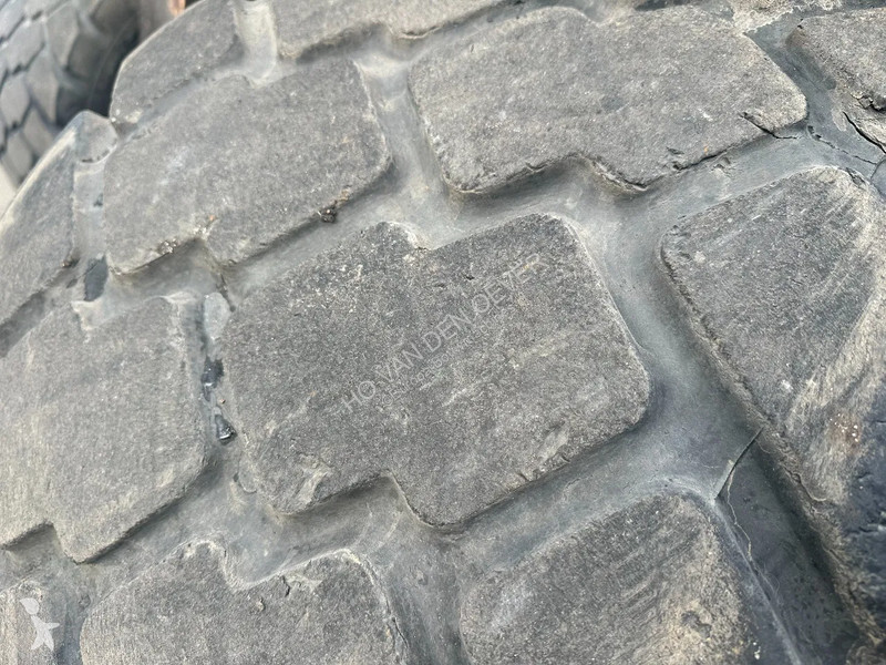 Excavadora Volvo