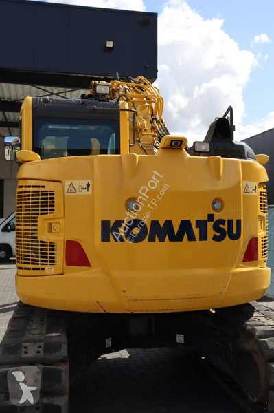 جرافة Komatsu PC138US-11