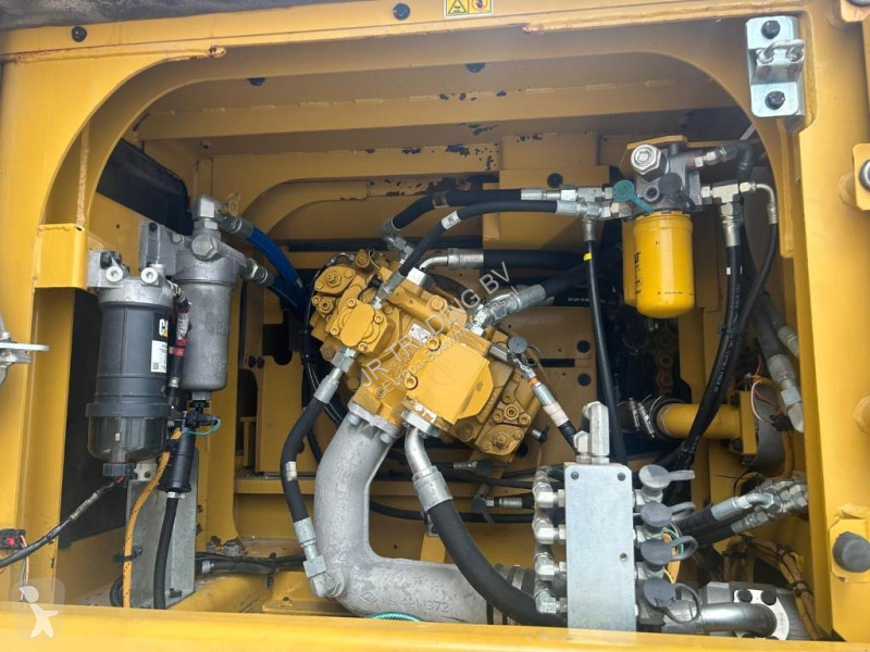 Excavator Caterpillar 330 FL