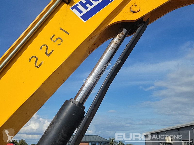 Lopatový nakládač JCB 86C-1