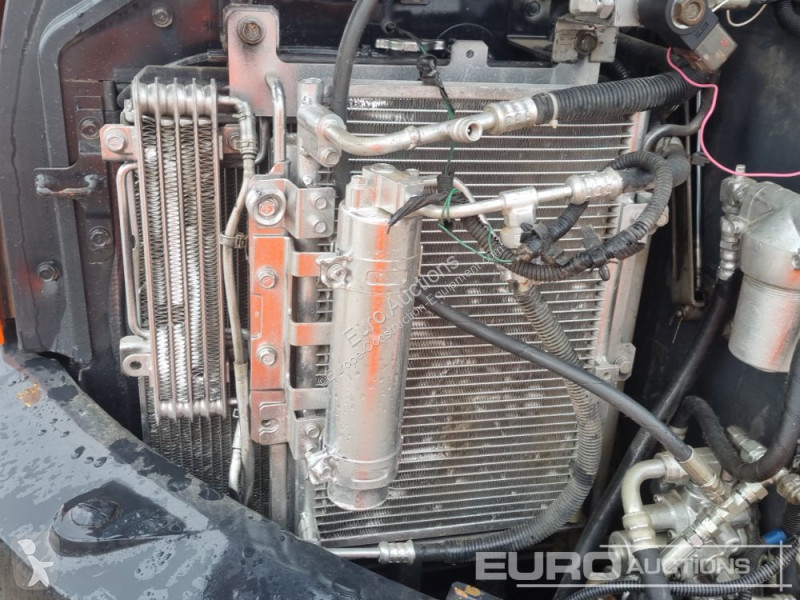 Lopatový nakládač Kubota KX163-5