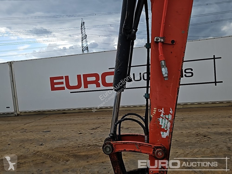 Lopatový nakládač Kubota KX057-4