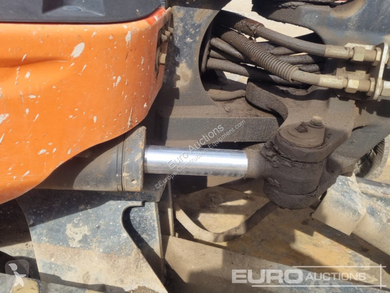Lopatový nakládač Kubota KX101-3