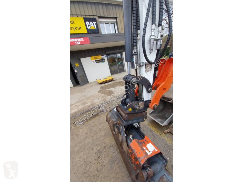 Excavator Bobcat E27