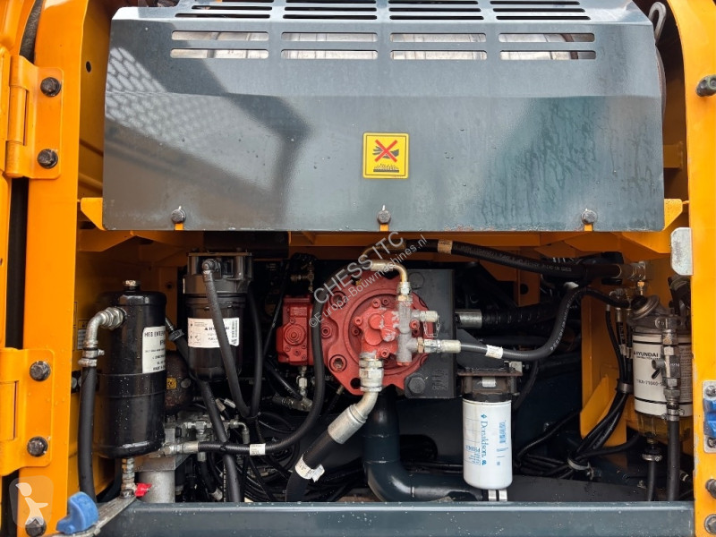 Rýpadlo Hyundai HX 300 L - - L
