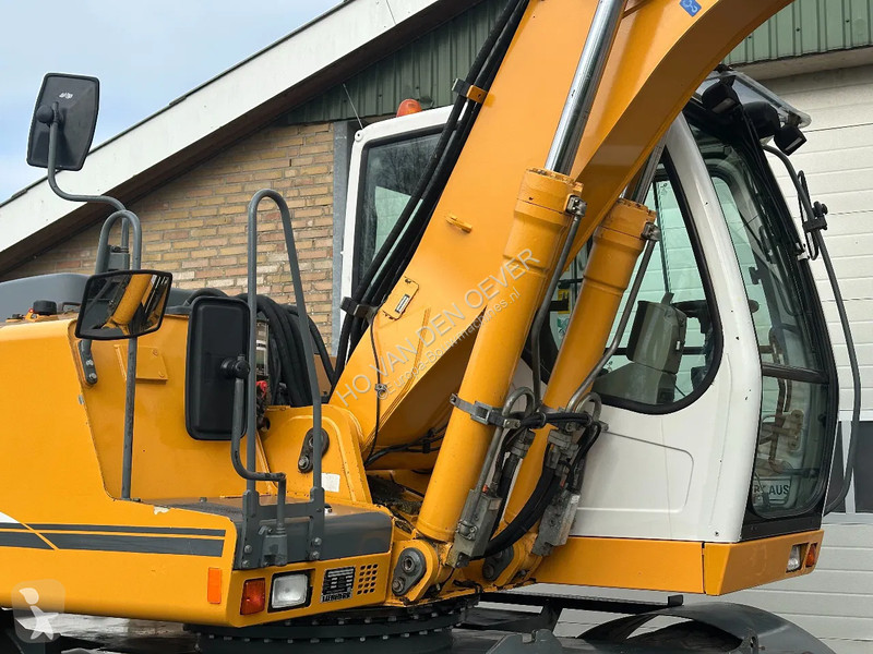 Rýpadlo Liebherr