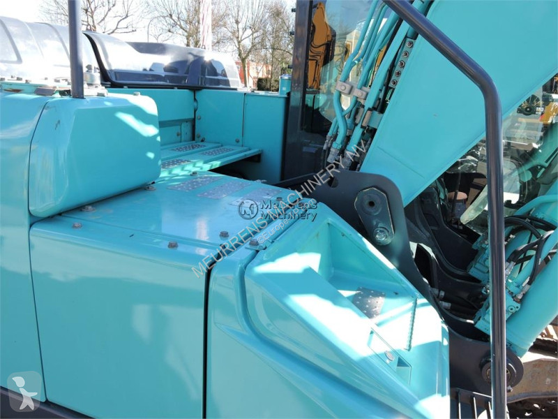 جرافة Kobelco SK210