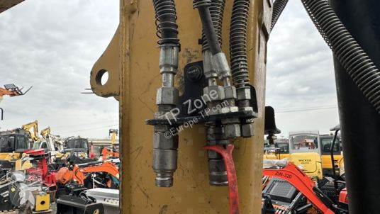 Rýpadlo Caterpillar 306cr clim à 47 500 € ht