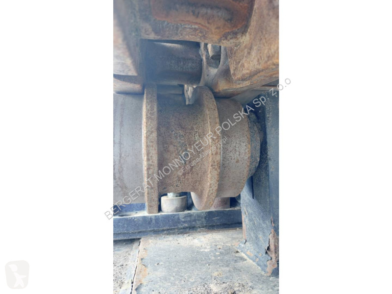 Lopatový nakládač Caterpillar 352