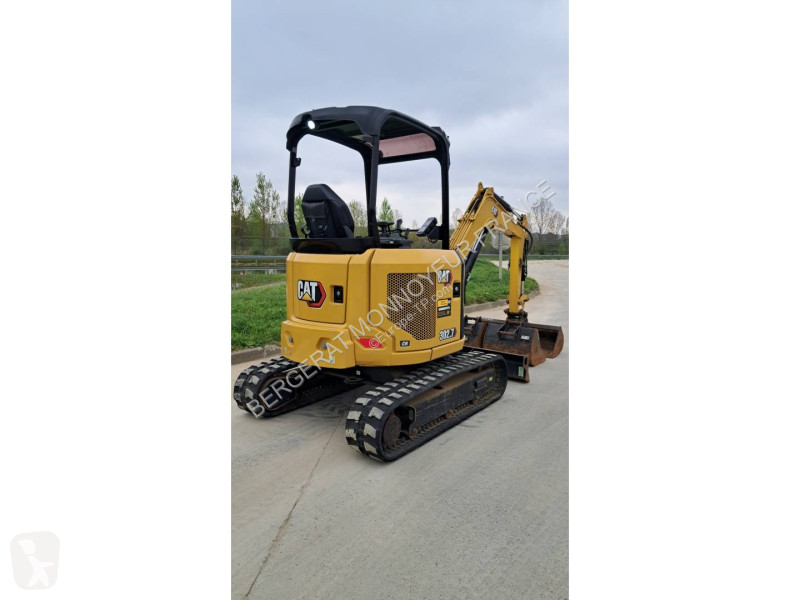 Rýpadlo Caterpillar 302.7