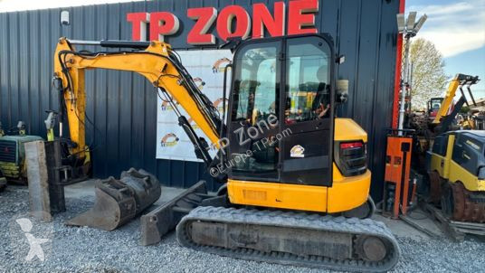 جرافة JCB 55z-1 powertilt à 25 900 € ht