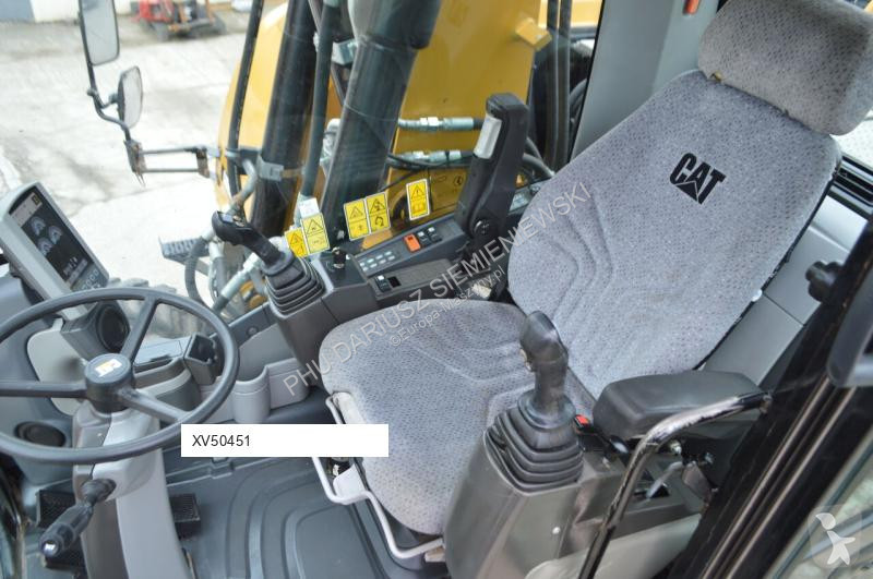 Lopatový nakládač Caterpillar 313