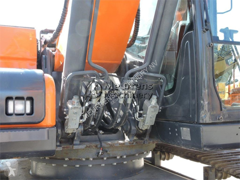 جرافة Doosan