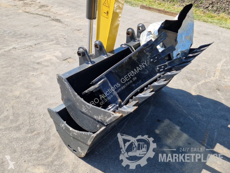 Rýpadlo New Holland D