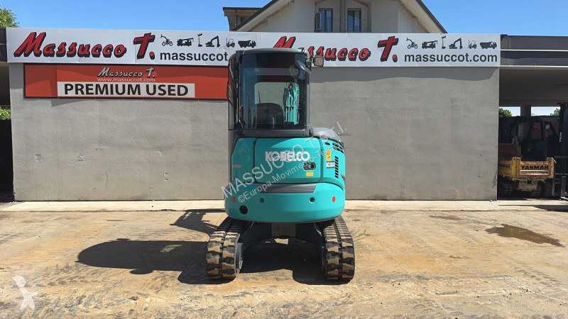 جرافة Kobelco SK28SR-6E