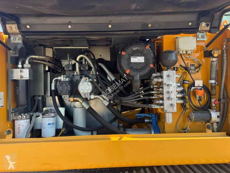 جرافة Liebherr