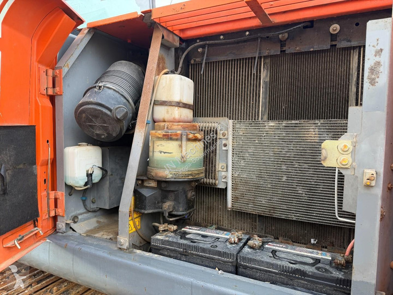 Rýpadlo Hitachi LC3