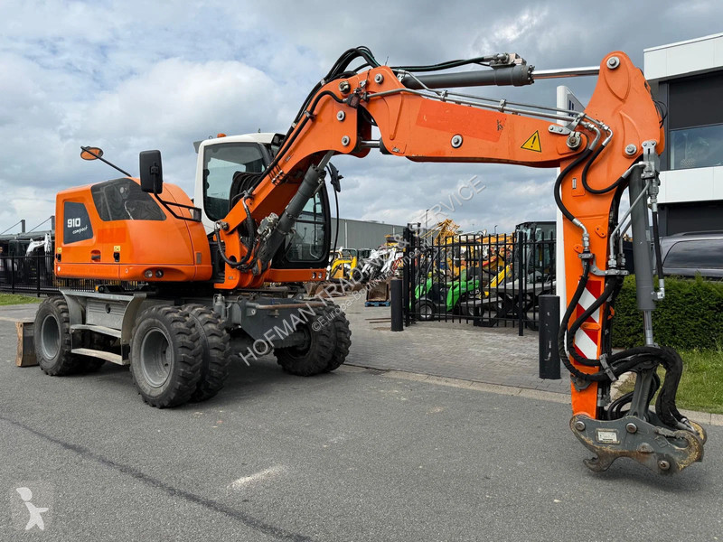جرافة Liebherr Compact | A/C