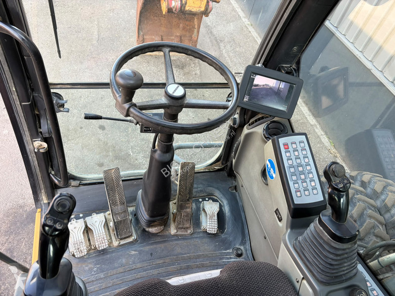 جرافة Liebherr A920