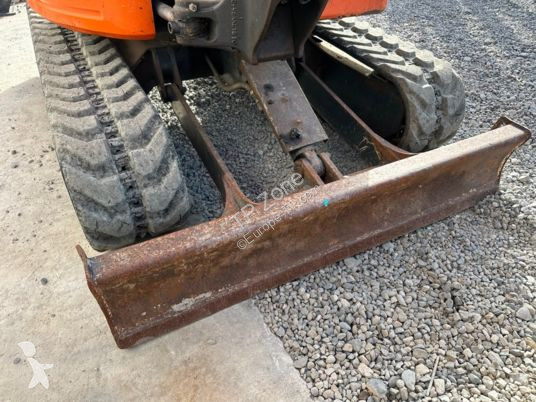 Rýpadlo Hitachi zx26u-5a cr cabine à 22 900 € ht