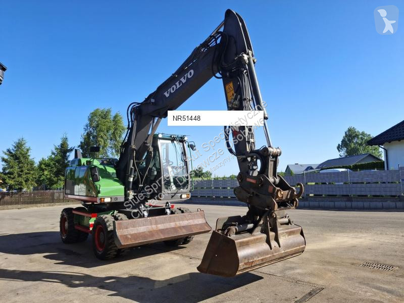 Excavator Volvo 140D OilQuick