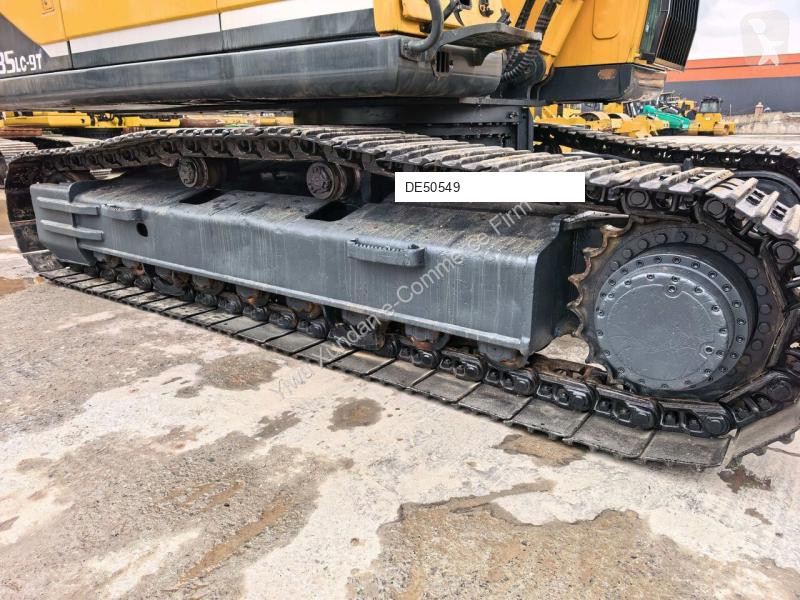 جرافة Hyundai R335LC-9T
