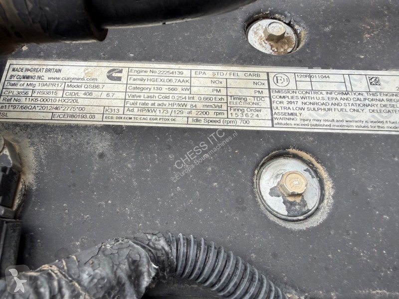 جرافة Hyundai HX 220 L - L - HX 220