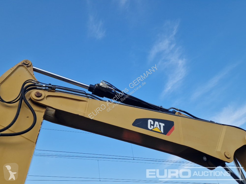 Escavatore Caterpillar D