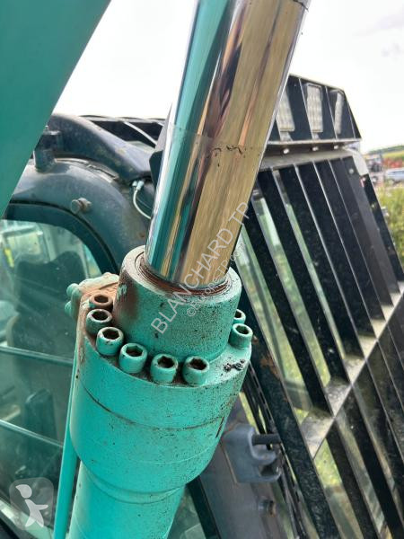جرافة Kobelco SK230SRLC-3