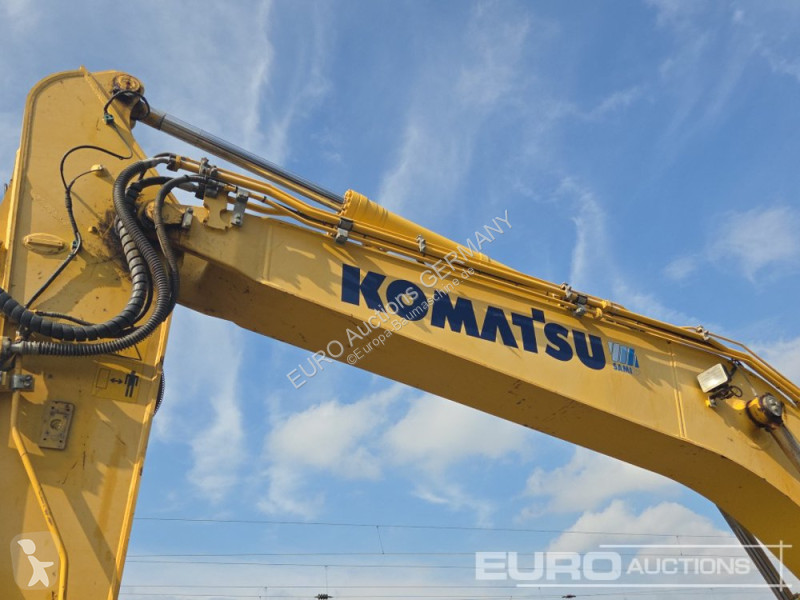 Excavadora Komatsu 10