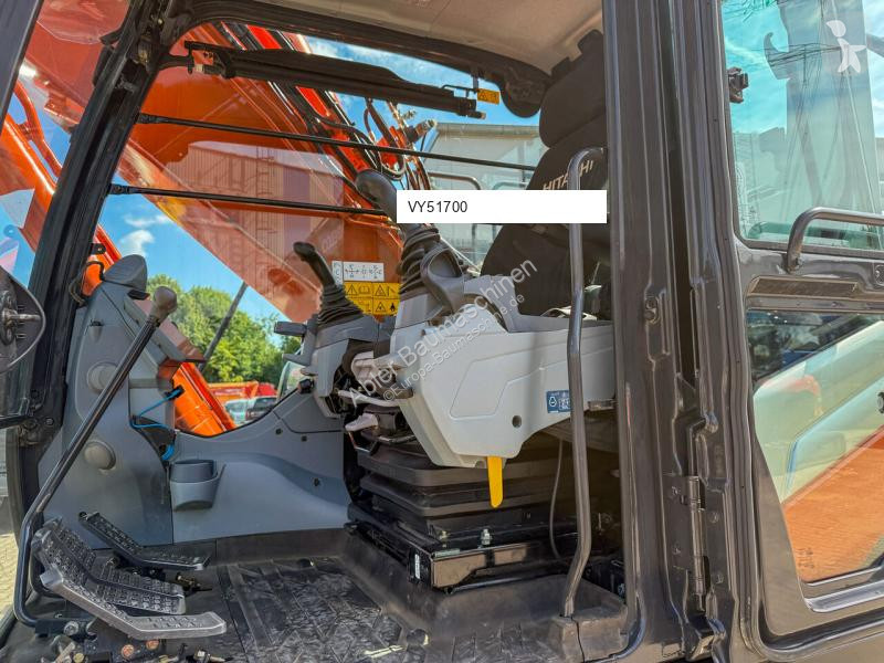 Rýpadlo Hitachi ZX250 LCN7