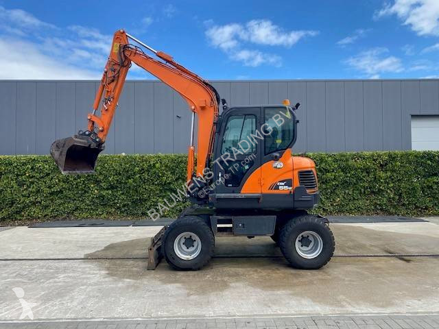Экскаватор Doosan