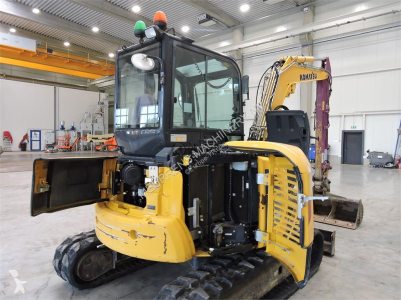 جرافة Komatsu PC55