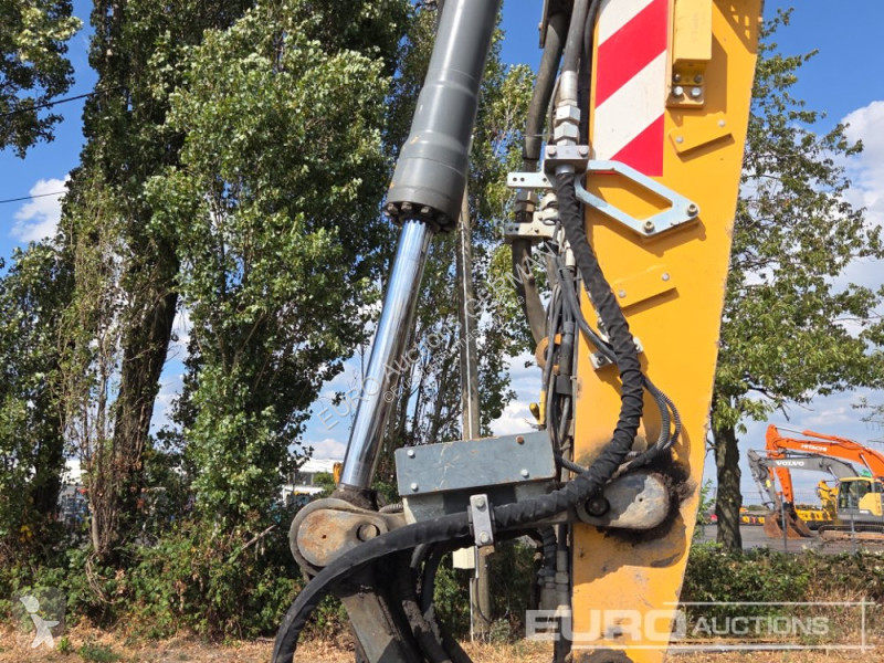جرافة Liebherr A918