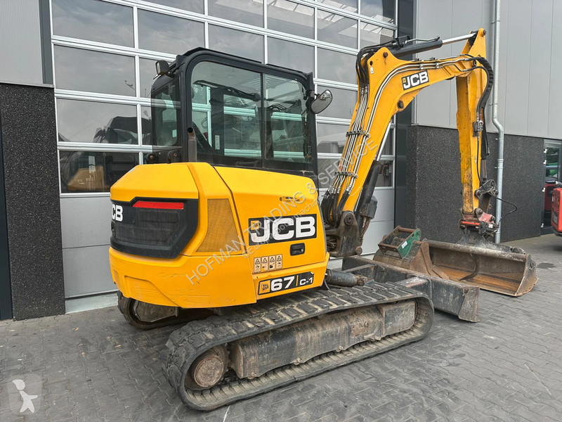 Rýpadlo JCB 67C-1