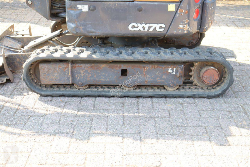 جرافة Case CX17C