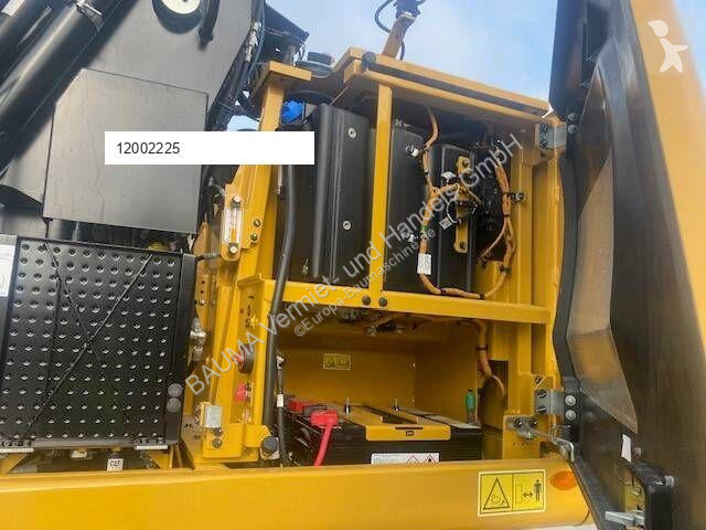 Lopatový nakládač Caterpillar MH 3022-07D ULM...