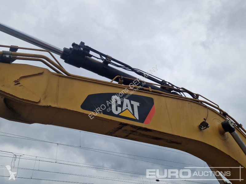 جرافة Caterpillar N