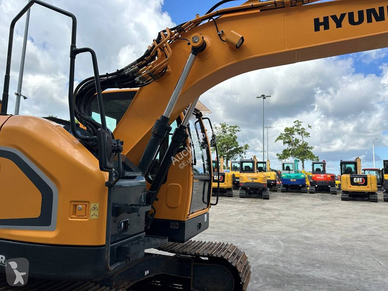 جرافة Hyundai HX130 LCR