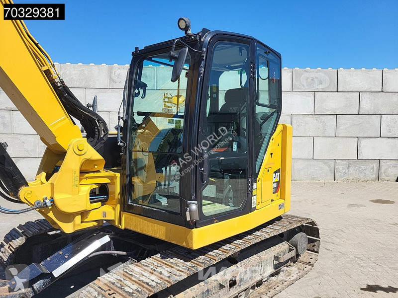 Lopatový nakládač Caterpillar CR